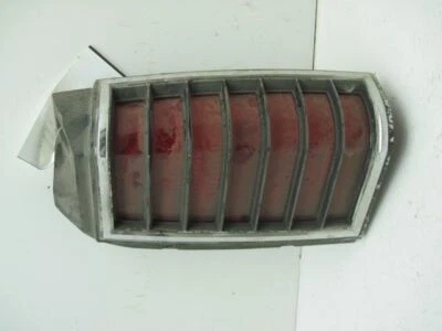 Estación de luz trasera derecha pasajero Wgn se adapta a 84-91 6000 40327 Foto 1 de 2