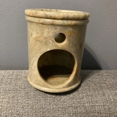 Nuevo con etiquetas Calentador de aceite White Barn Candle Co/Bath & Body Works, piedra verde, hecho en la India Foto 1 de 4