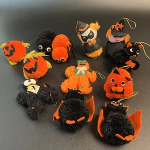 Vtg Halloween Fuzzy Pumpkins Witch Black Cat Puff Ball Yarn Pom Pom Handmade Lot - Picture 1 of 15