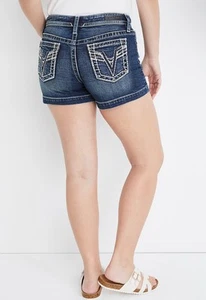 NWT Vigoss Premium Heritage Fit Dark Sandblast Mid Rise 5in Denim Shorts Size 16 - Picture 1 of 8