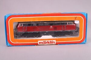 ZD318 Marklin train locomotive diesel Ho 3075 DB 216 025-7 rouge