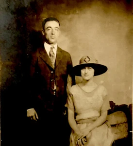 C.1918 RPPC Niedliches hübsches Paar Hochzeit Postkarte Azo PC31 - Bild 1 von 3