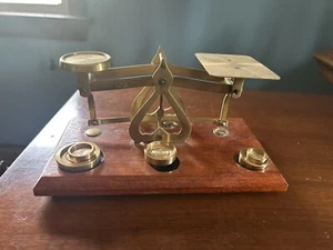 Antique Victorian English Brass & Wood Desktop Postal Postage Scale /5 Weights - Picture 1 of 15