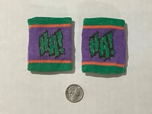 DC *JOKER* SUPER HERO KIDS WRIST BANDS **QUARTER FOR SIZE SCALE** - Picture 1 of 1