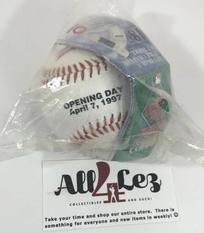 1997 MILWAUKEE BREWERS OPENING DAY LOGO BASEBALL SOUVENIR RAWLINGS BALL ~ SEALED Cover
