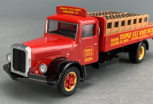Corgi Classics 98459 White Motor Co • Triple XXX Root Beer Truck NIB! D1088 - Picture 1 of 9