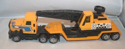 复古 1980 年 Buddy L Peterbilt 半黄色压铸卡车和 Buddy L 起重机拖车 — 第 1/4 张图片