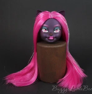 Monster High Puppe G3 Catty Noir Hauntlywood Mysteries Kopf #3 - Bild 1 von 5