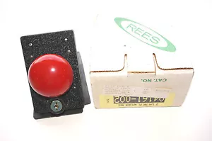 NEW REES 04161-002 PUSHBUTTON 04161002 - Picture 1 of 2