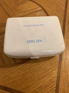 Spin Spa Cleansing Facial Brush with 3 Cleansing Attachments - Picture 1 of 4