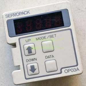 Panel de operación de servoaccionamiento Yaskawa JUSP-OP03A usado 1 pieza - Imagen 1 de 1