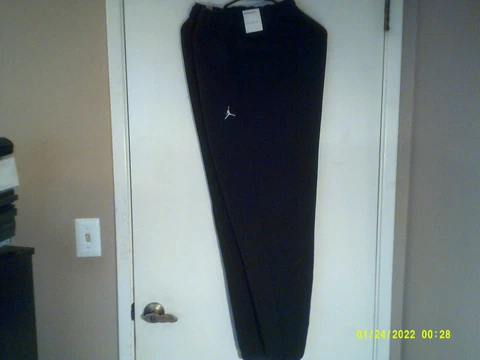 NEW JORDAN PERFORMANCE "MJ Essential Fleece" MEN'S BLACK WHITE PANTS LARGE Cover