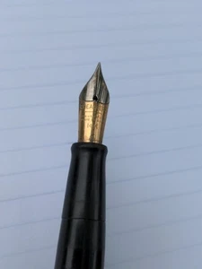 W.A. SHEAFFER PEN CO. BLACK - DESK PEN - 14K NIB (2414) - Picture 1 of 9