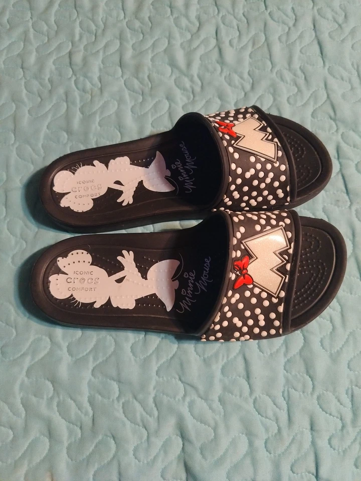 Crocs Sloane Minnie Mouse Dots Slide Womens size 6  - Image 1 of 4