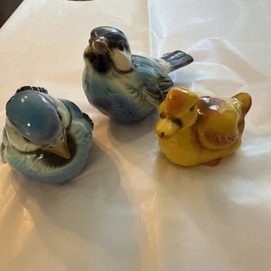 Vintage Goebel Yellow Duck & Blue Jay Figurines Lot Of 3- Ceramic CV72 & CV74l - Picture 1 of 12