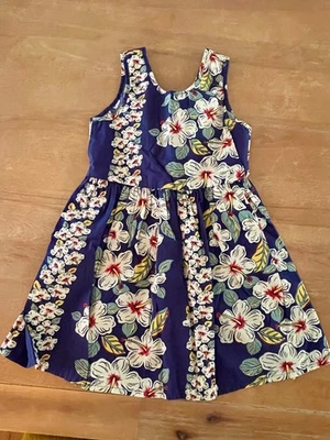 Vestido de verão vintage feminino Hilo Hattie azul marinho e branco floral tamanho 6 feito no Havaí - Imagem 1 de 4