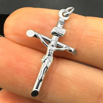 Pingente religioso cruz crucifixo ouro branco 14K INRI - Imagem 1 de 4