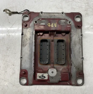 Módulo de control del motor Volvo D13 usado SOLO PIEZAS ECM ECU 21107008 con enchufe roto - Imagen 1 de 4