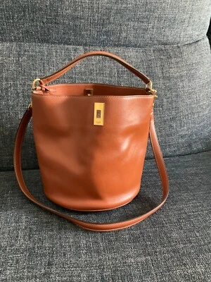 CELINE,Bucket Bag tan, mittelgrosse Tasche aus geschmeidigem Kalbsleder - Bild 1 von 4