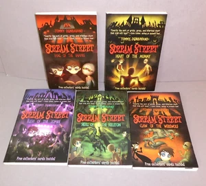 Scream Street Vol 1, 3, 4, 5, 6 - Tommy Donbavand, Lot of 5 Children PB Books - Picture 1 of 18