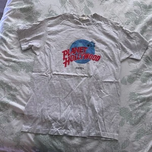 Vintage Single Stitch Planet Hollywood Aspen Men's Size medium m White T-shirt - Picture 1 of 5