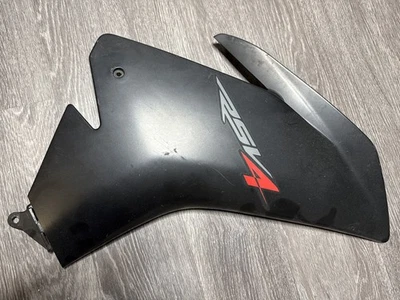 2013 Aprilia rsv4 r aprc 右握整流罩 89410700NI — 第 1/4 张图片