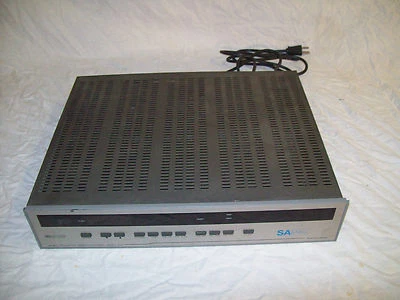 Receptor/decodificador integrado Scientific-Atlanta B-MAC serie 9700 usado Foto 1 de 4