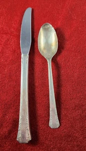 Oneida 1881 Rogers Set Cucchiaio e Coltello Gioventù Placcato Argento Del Mar Posate - Foto 1 di 8