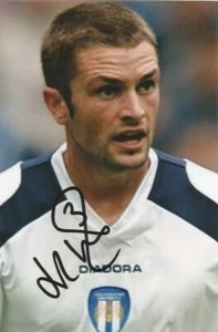 COLCHESTER: JOHN WHITE SIGNED 6x4 ACTION PHOTO+COA - Picture 1 of 1