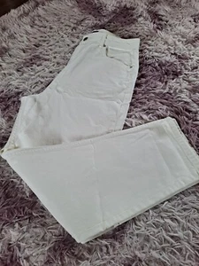 Asos Petite Slouchy Off White Mom Jeans W30 L28 BNWT RRP £30 - Picture 1 of 9