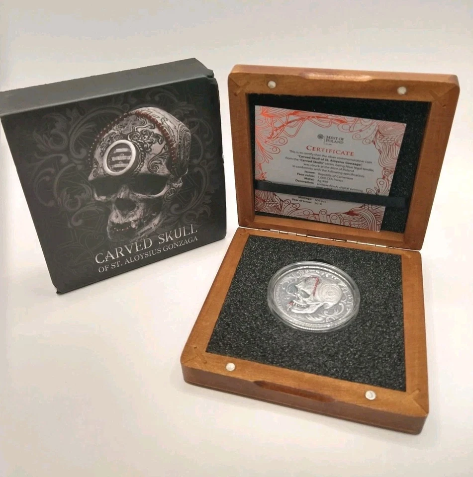 2017 Cameroun 1 oz Silver Carved Skulls 1,000 CFA High Relief Antique Finish - Image 1 of 4