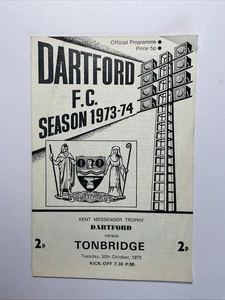 Dartford v Tonbridge; Kent Messenger Trophy, 30 de octubre de 1973 - Imagen 1 de 3