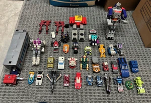 Vintage Loose Transformers Lot G1 Optimus Prime - Picture 1 of 4