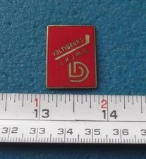 VOLTIGEURS DE DRUMMONDVILLE LHJMQ - QMJHL JUNIOR QUEBEC HOCKEY LEAGUE PIN  OO172