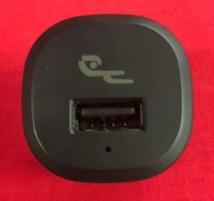 ORIGINAL ROCKETFISH UNIVERSAL 5V WALL CHARGER RF-AC1U2NK - Picture 1 of 5