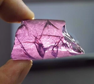 125,15 Ct GIE zertifiziert natürlicher ungeschnittener Alexandrit BI-Farbe grob loser Edelstein - Bild 1 von 6