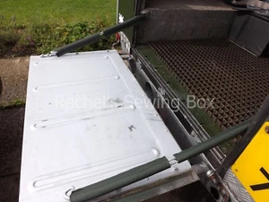 Rear Tailgate 4 Waterproof Green Chain Sleeves Covers Land Rover Series - Picture 1 of 7