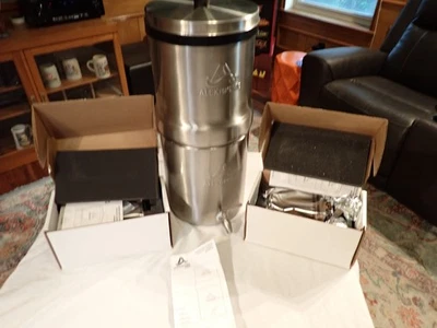 Alexapure Pro Stainless Steel Water Filter Purification System Clean! w 2 filter - Image 1 of 4