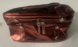 Avon F3235291 Toiletry Cosmetic Bag Travel Case Shiny Pink Metallic NEW - Picture 1 of 7