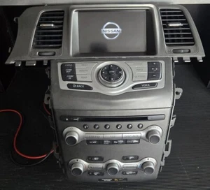 11-12-13 NISSAN MURANO RADIO STEREO CD NAVIGATION SCREEN CLIMATE VENTS COMPLETE - Picture 1 of 14