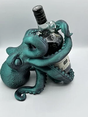 Kraken Rum Bottle Holder 700ml-Exotic Collection-Green To Black Color - Image 1 of 4