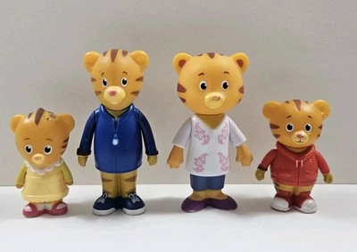 Daniel Tiger Family - Daniel, Margaret, Papá y Mamá - Lote de 4 figuras Jakks Foto 1 de 4