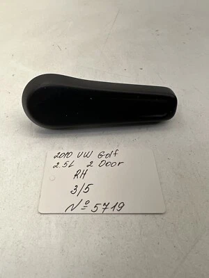 Volkswagen Golf 2010-2014 2 puertas delantero derecho nivel trasero mango OEM. Foto 1 de 4