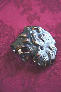 VTG. LION HEAD BELT BUCKLE - Picture 1 of 2