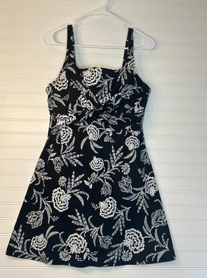 Lands End Swim Dress Women's 14 One-Piece Floral Black White Stretch - Image 1 of 4