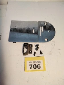 SINGER 15K THROAT PLATES AND FEED DOG WITH SCREWS 1924 - Picture 1 of 5