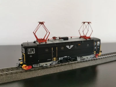 Märklin 39280 E-Lok Rc 6 der SJ   Spur H0 - Bild 1 von 4