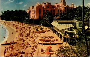 Postal de bañistas de playa Waikiki, Honolulu, Hawaii HI vista de pájaro - Imagen 1 de 2