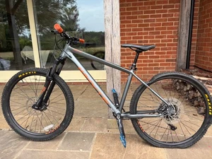Medium Whyte 801 Mountain Bike - Picture 1 of 6