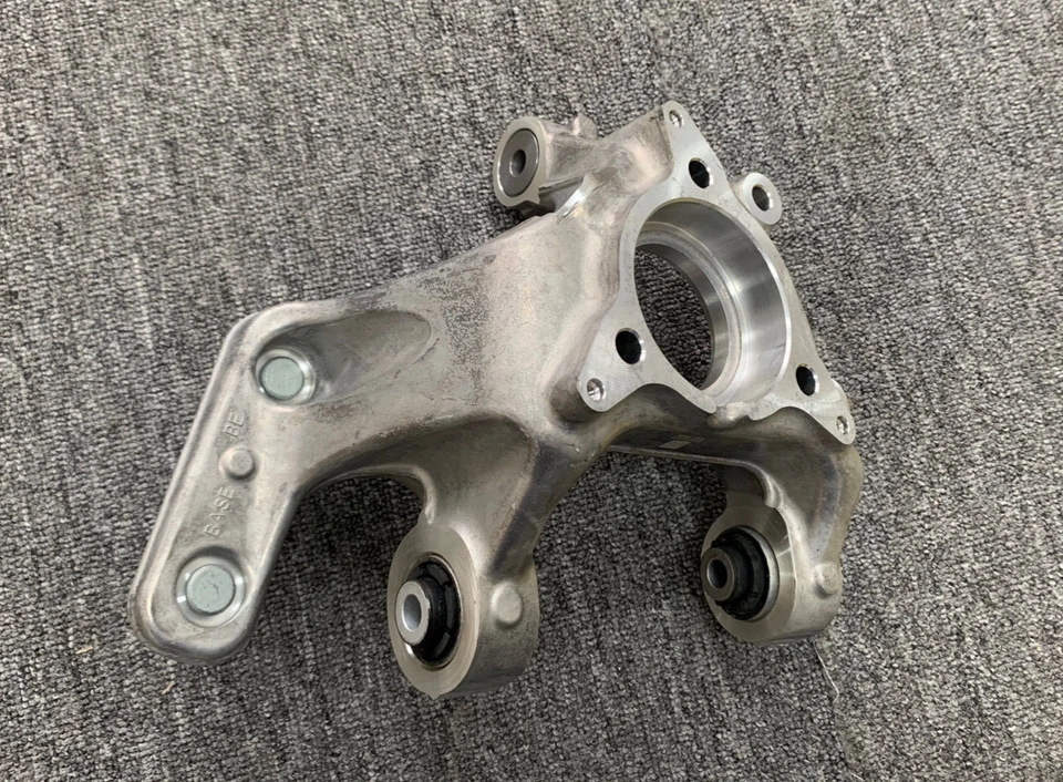 OEM 52711-BE000 CONJUNTO DE PORTAAVIONES-EJE TRASERO, RH Psgr para Hyundai Kona 2024+ *Solo 4x4* Foto 1 de 3